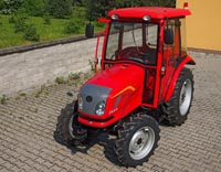 Traktor DONG FENG DF504G3